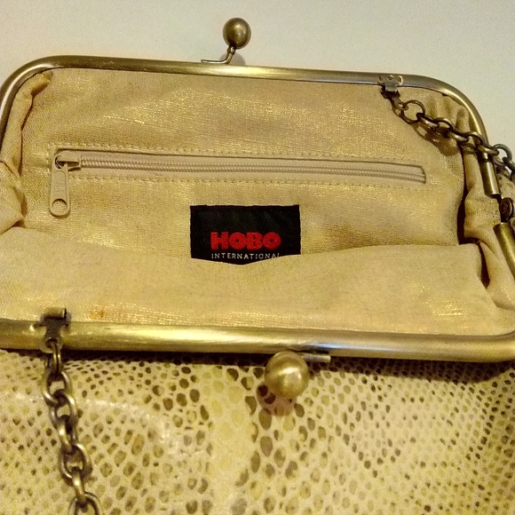 HOBO International Snake Skin Design Purse - Picture 6 of 12